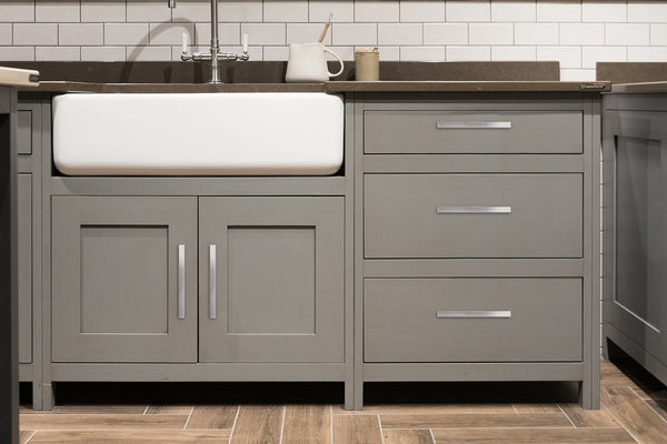 Loft97 HW435-438XX Oslo Pull Handle - Decorative Cabinet Drop Pull Handles for Cabinets and Drawers - Vintage Cabinet Hardware with Hand Finished Brushed Nickel / Matt Black - Metal Drawer Pull Handle, 3.75/5.0" center to center